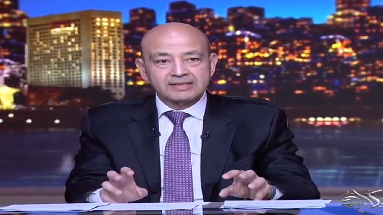 عمرو أديب: شركات المحمول تخطط لزيادة أسعار خدماتها بنسبة 20% بسبب الدولار